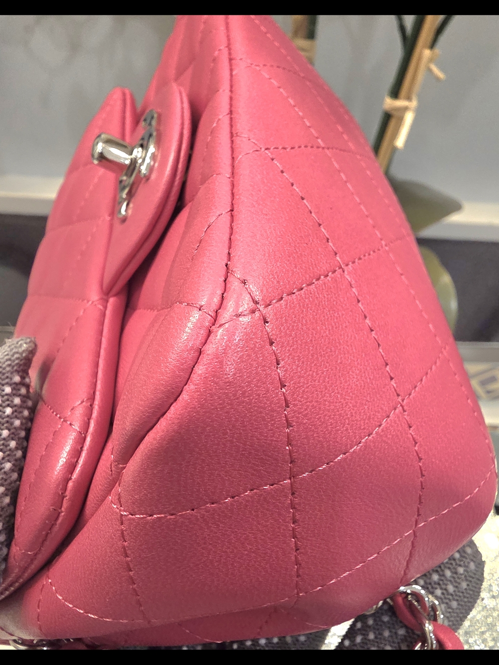 CHANEL Pink Quilted Mini Flap Bag with Gold CC - Picture 7 of 17